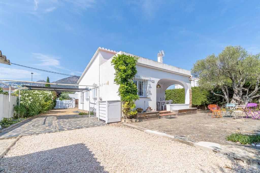 Villa Mb1-House With Big Garden ,Swimming-Pool, & Barbacue In Roses Extérieur photo