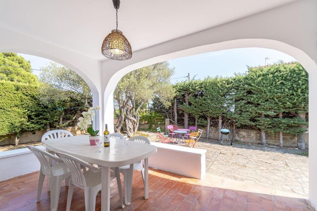 Villa Mb1-House With Big Garden ,Swimming-Pool, & Barbacue In Roses Extérieur photo