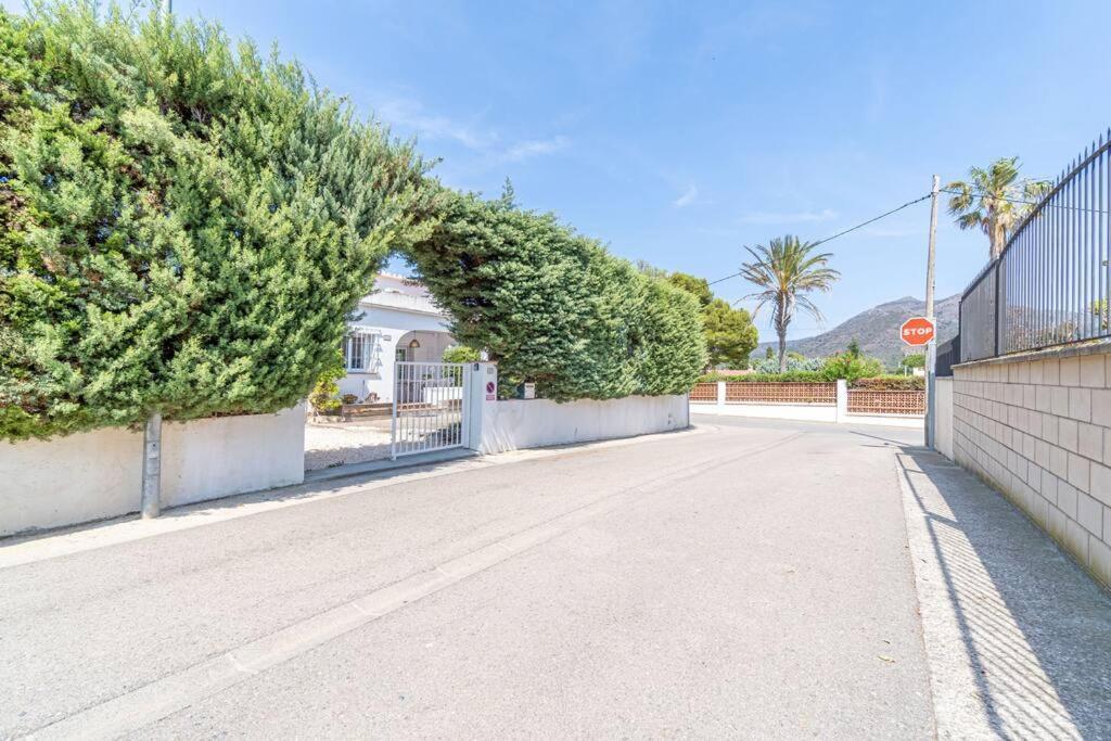 Villa Mb1-House With Big Garden ,Swimming-Pool, & Barbacue In Roses Extérieur photo