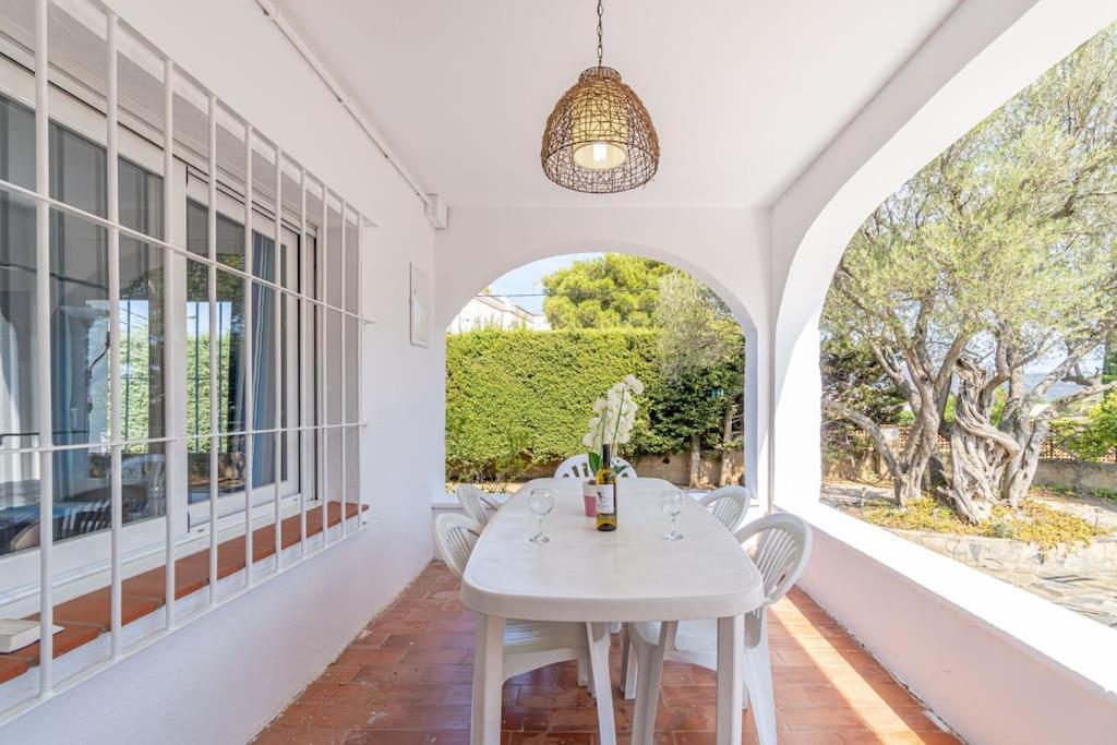 Villa Mb1-House With Big Garden ,Swimming-Pool, & Barbacue In Roses Extérieur photo